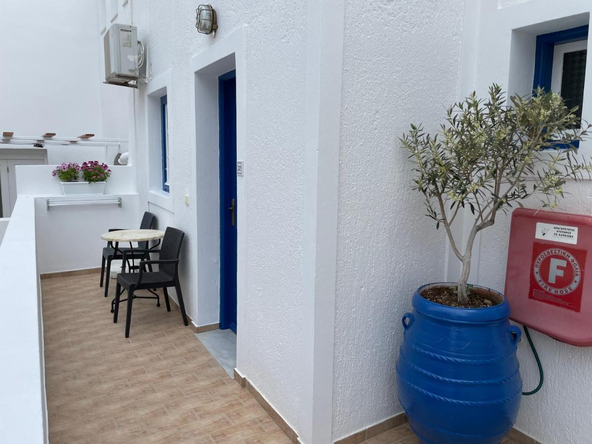 Leonidas Apartments Kamari  Exterior photo